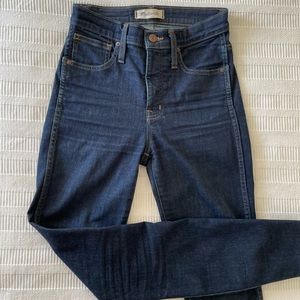 Madewell 10" High-Rise Skinny Jeans in Hayes Wash